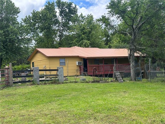 11836 Fresno Road, West Fork, AR 72774