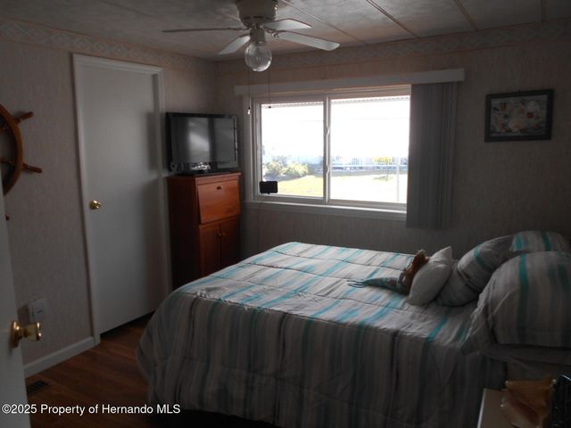 8022 Country Club Drive, Brooksville, FL 34613