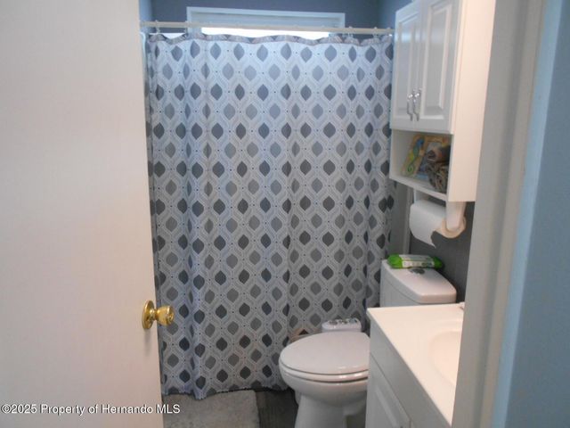 8022 Country Club Drive, Brooksville, FL 34613