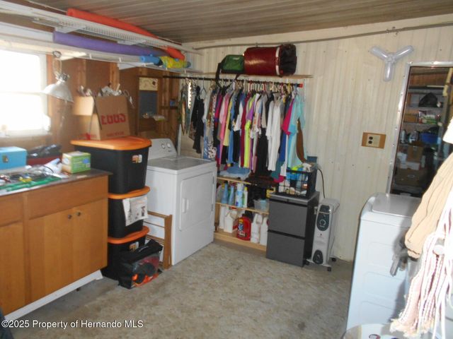 8022 Country Club Drive, Brooksville, FL 34613