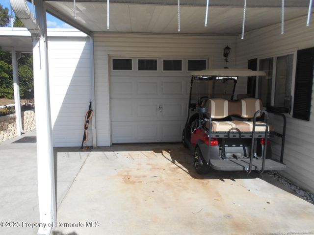 8022 Country Club Drive, Brooksville, FL 34613