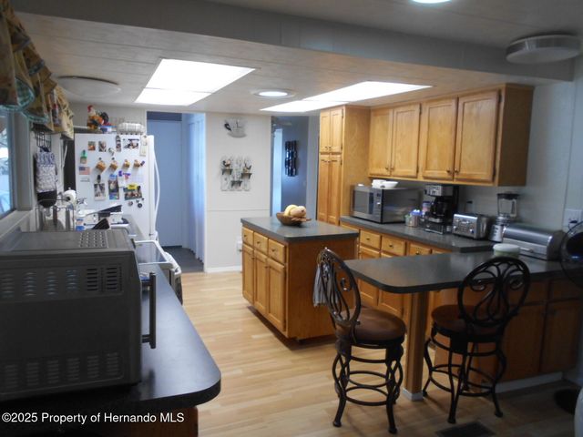 8022 Country Club Drive, Brooksville, FL 34613