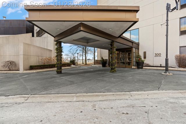 1001 W Jefferson Avenue 12i, Detroit, MI 48226