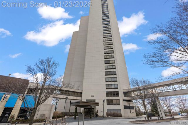 1001 W Jefferson Avenue 12i, Detroit, MI 48226