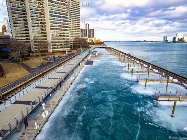 1001 W Jefferson Avenue 12i, Detroit, MI 48226