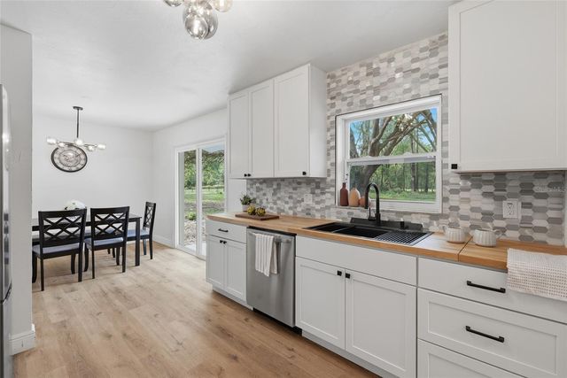 20110 NW COUNTY ROAD 2054, Alachua, FL 32615