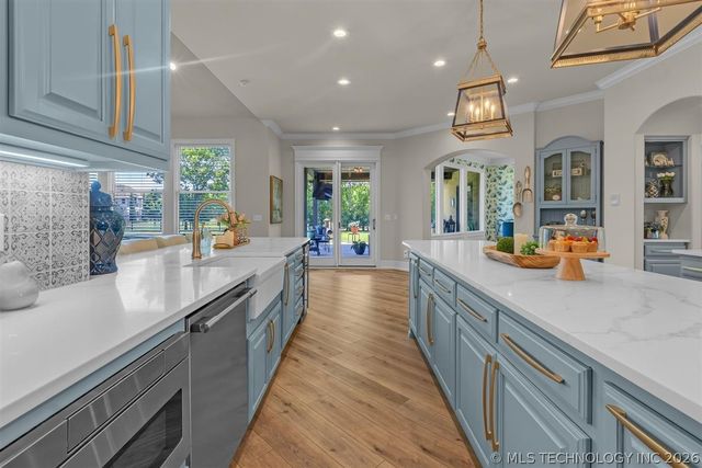 2825 E 171st Street S, Mounds, OK 74047