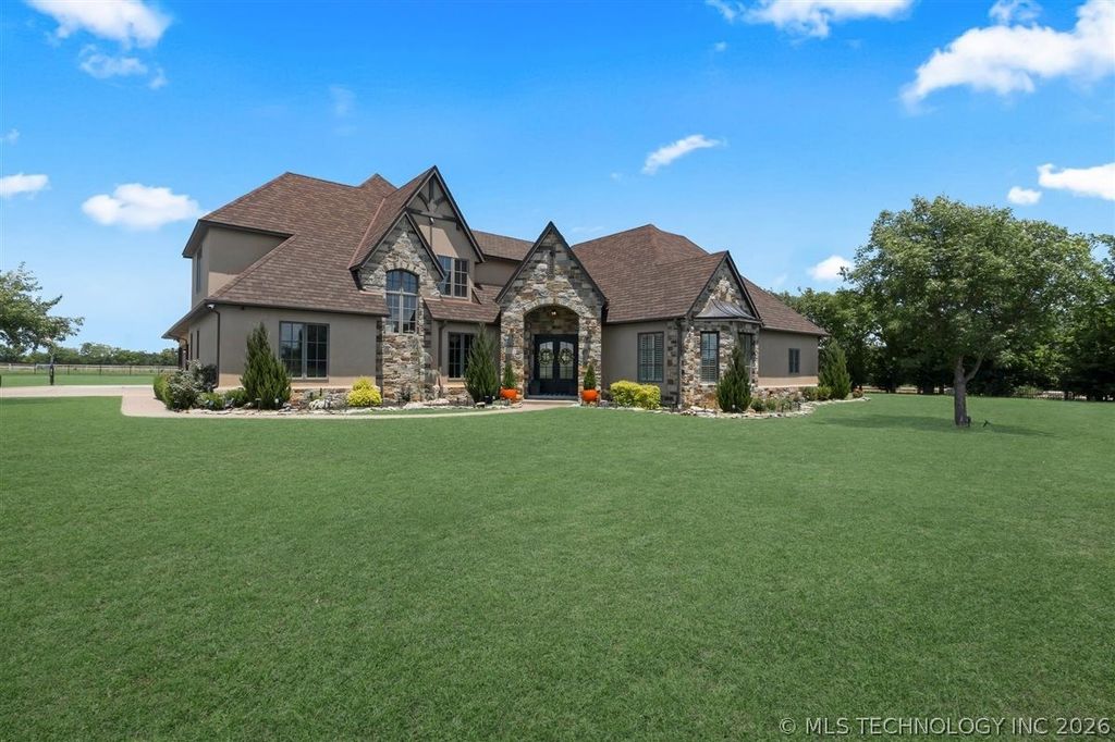 2825 E 171st Street S, Mounds, OK 74047