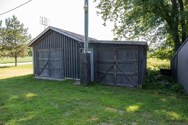 3123 W 450 N Road, Rochester, IN 46975