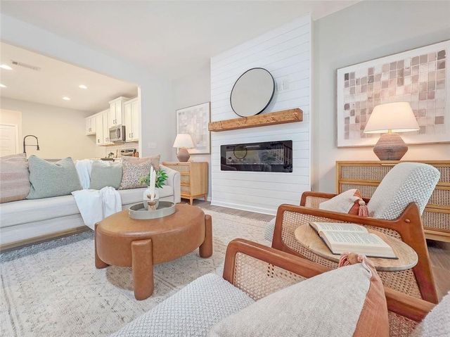 535 Ruths Drive, Woodstock, GA 30188