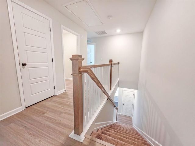 535 Ruths Drive, Woodstock, GA 30188