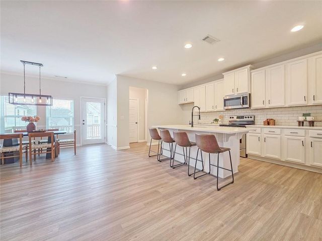 535 Ruths Drive, Woodstock, GA 30188