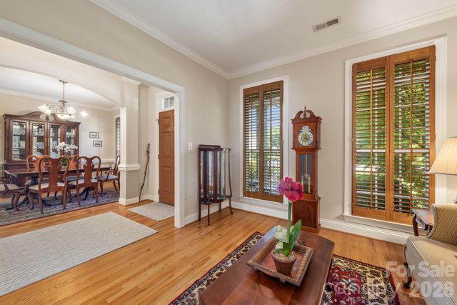 7032 Kidwelly Lane, Matthews, NC 28104