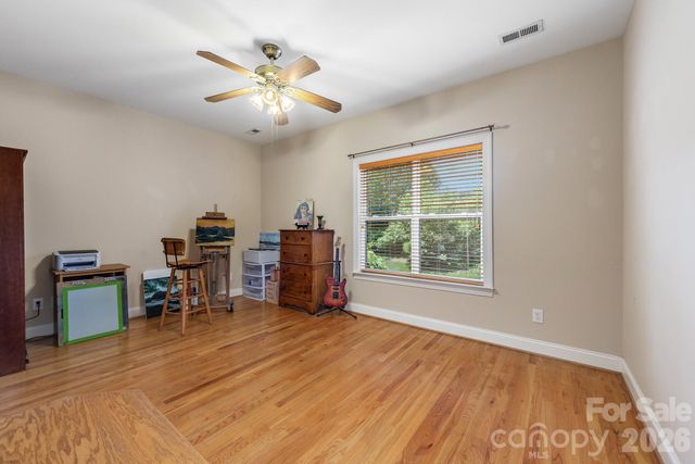 7032 Kidwelly Lane, Matthews, NC 28104