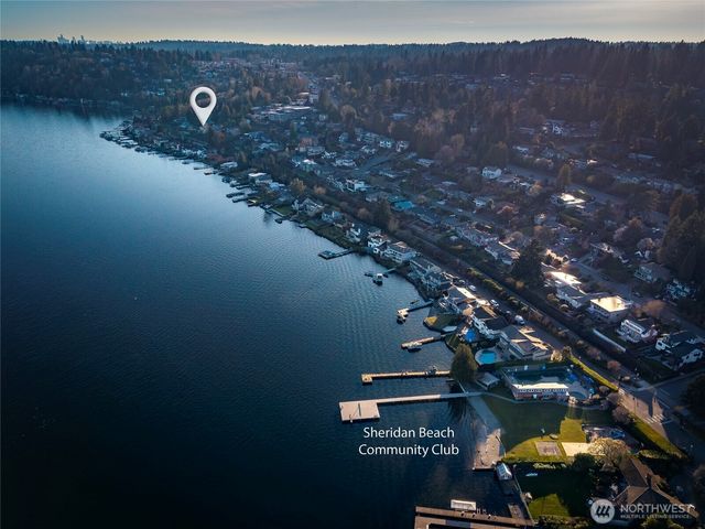 15517 Lake Shore Boulevard NE, Lake Forest Park, WA 98155