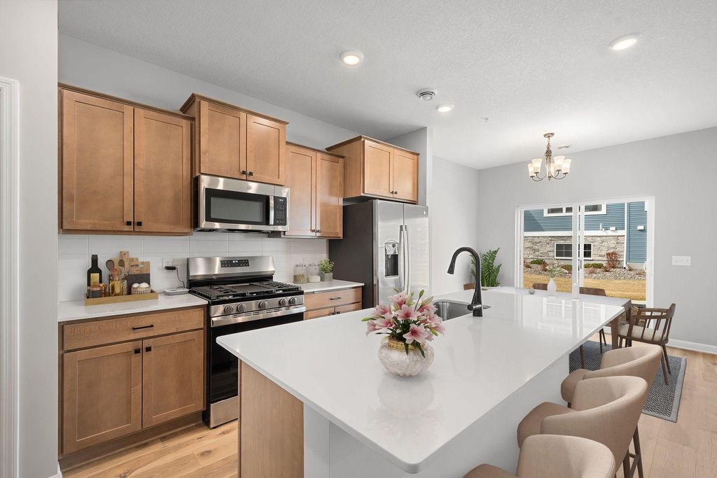 10314 Birchwood Circle, Victoria, MN 55318