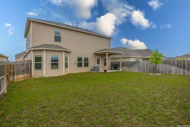7045 Vista Loop, Live Oak, TX 78233