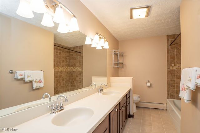 4710 Brunnerdale Avenue NW, Canton, OH 44718