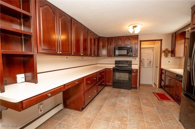 4710 Brunnerdale Avenue NW, Canton, OH 44718