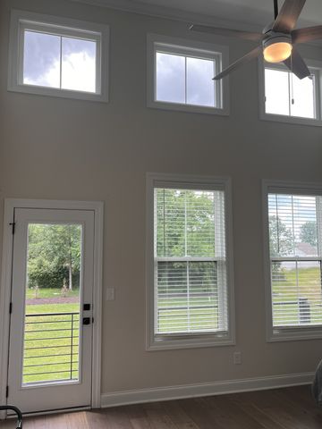 1422 Rebecca Johns Dr, Murfreesboro, TN 37128