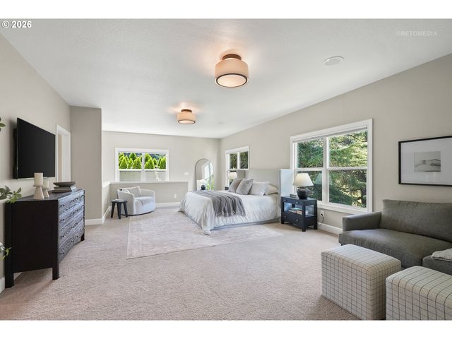 17440 Sw REUSSER Ct, Beaverton, OR 97007