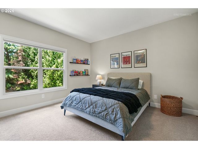 17440 Sw REUSSER Ct, Beaverton, OR 97007