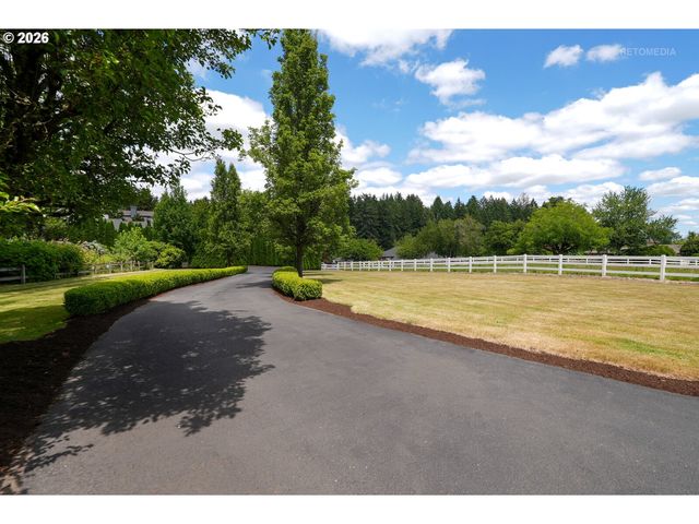 17440 Sw REUSSER Ct, Beaverton, OR 97007