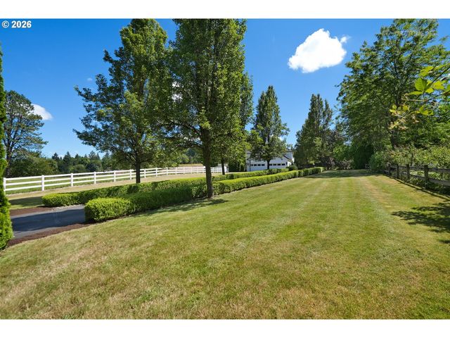 17440 Sw REUSSER Ct, Beaverton, OR 97007
