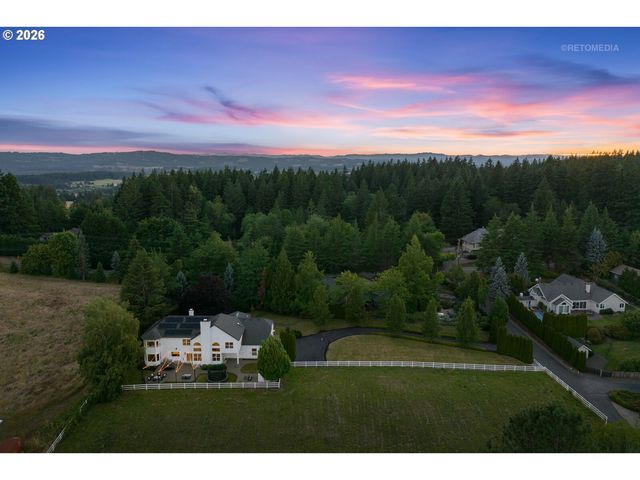 17440 Sw REUSSER Ct, Beaverton, OR 97007