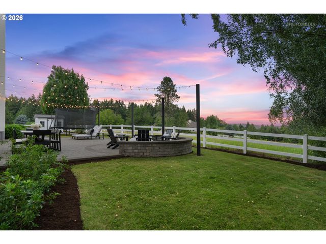 17440 Sw REUSSER Ct, Beaverton, OR 97007