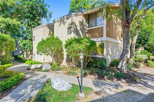 85 Lakepines, Irvine, CA 92620