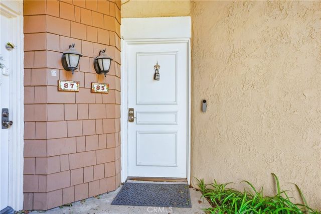 85 Lakepines, Irvine, CA 92620