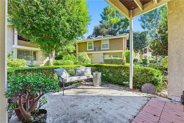 85 Lakepines, Irvine, CA 92620