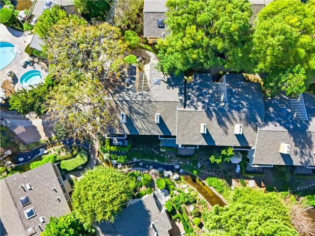 85 Lakepines, Irvine, CA 92620