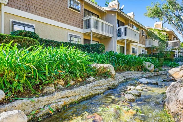 85 Lakepines, Irvine, CA 92620