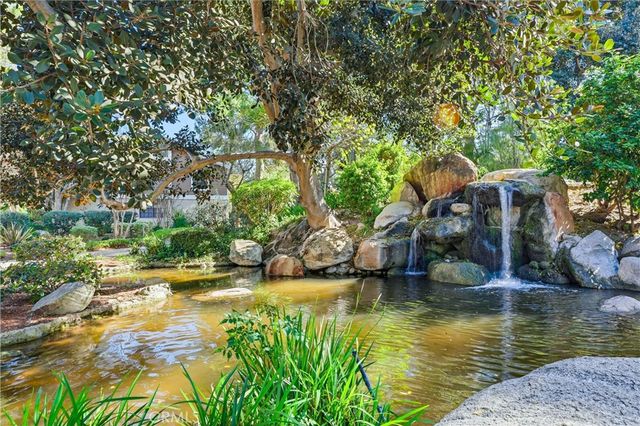 85 Lakepines, Irvine, CA 92620