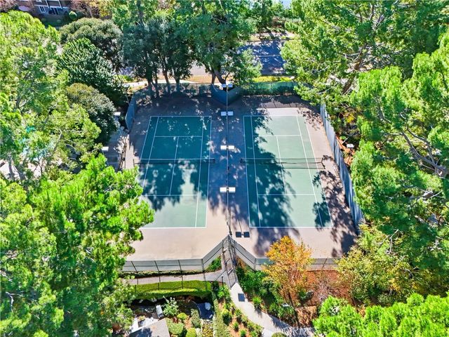 85 Lakepines, Irvine, CA 92620