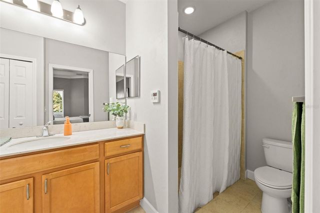 2260 NW 51ST AVENUE, Gainesville, FL 32605