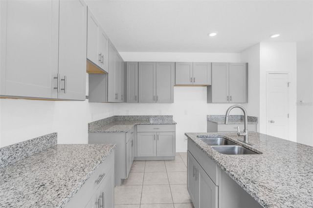 663 FAIRVIEW AVENUE, Haines City, FL 33844