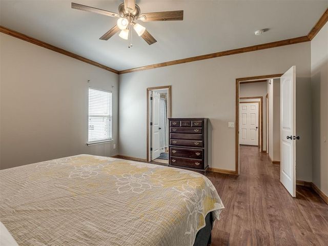 11521 SW 25th Street, Yukon, OK 73099