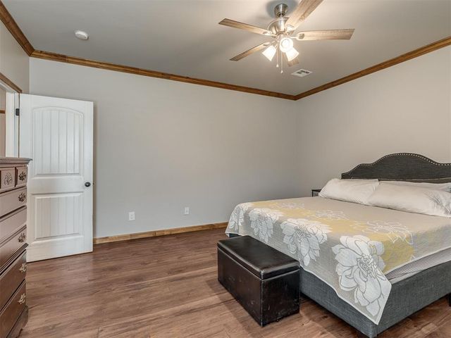 11521 SW 25th Street, Yukon, OK 73099