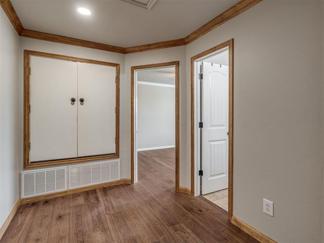 11521 SW 25th Street, Yukon, OK 73099