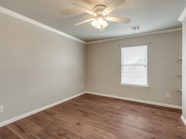 11521 SW 25th Street, Yukon, OK 73099