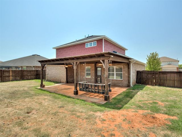 11521 SW 25th Street, Yukon, OK 73099