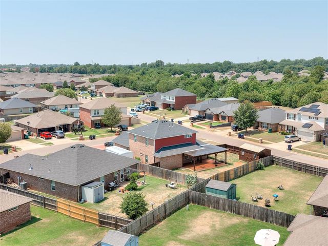 11521 SW 25th Street, Yukon, OK 73099