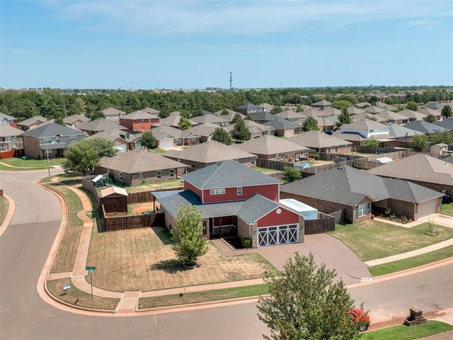 11521 SW 25th Street, Yukon, OK 73099