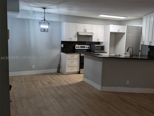 9999 Summerbreeze Dr 513, Sunrise, FL 33322