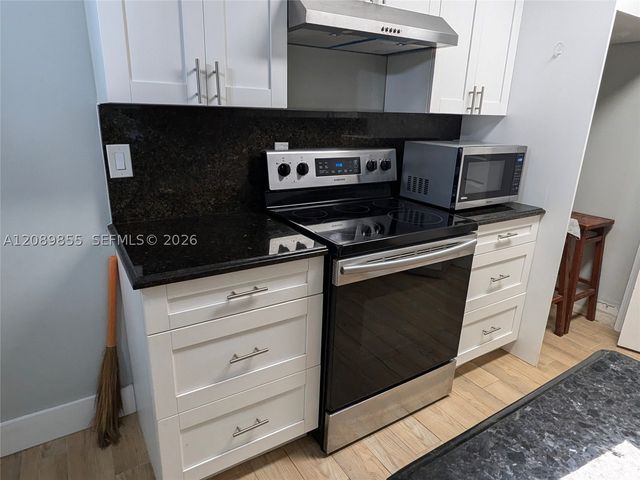 9999 Summerbreeze Dr 513, Sunrise, FL 33322