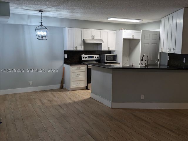 9999 Summerbreeze Dr 513, Sunrise, FL 33322