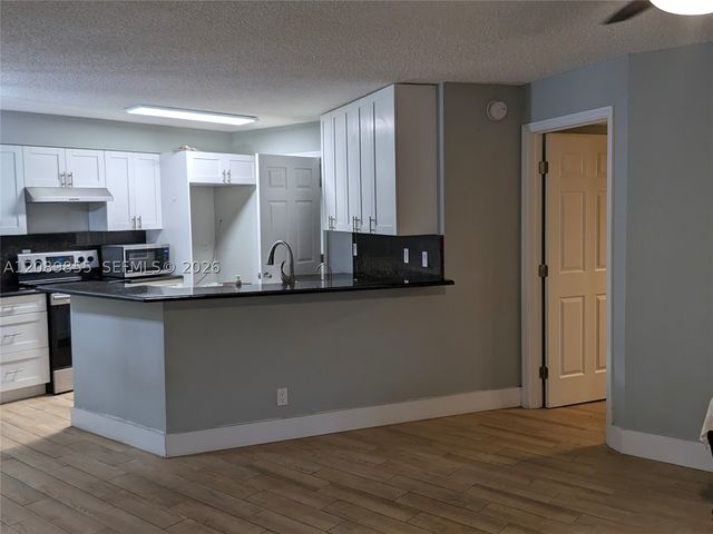 9999 Summerbreeze Dr 513, Sunrise, FL 33322